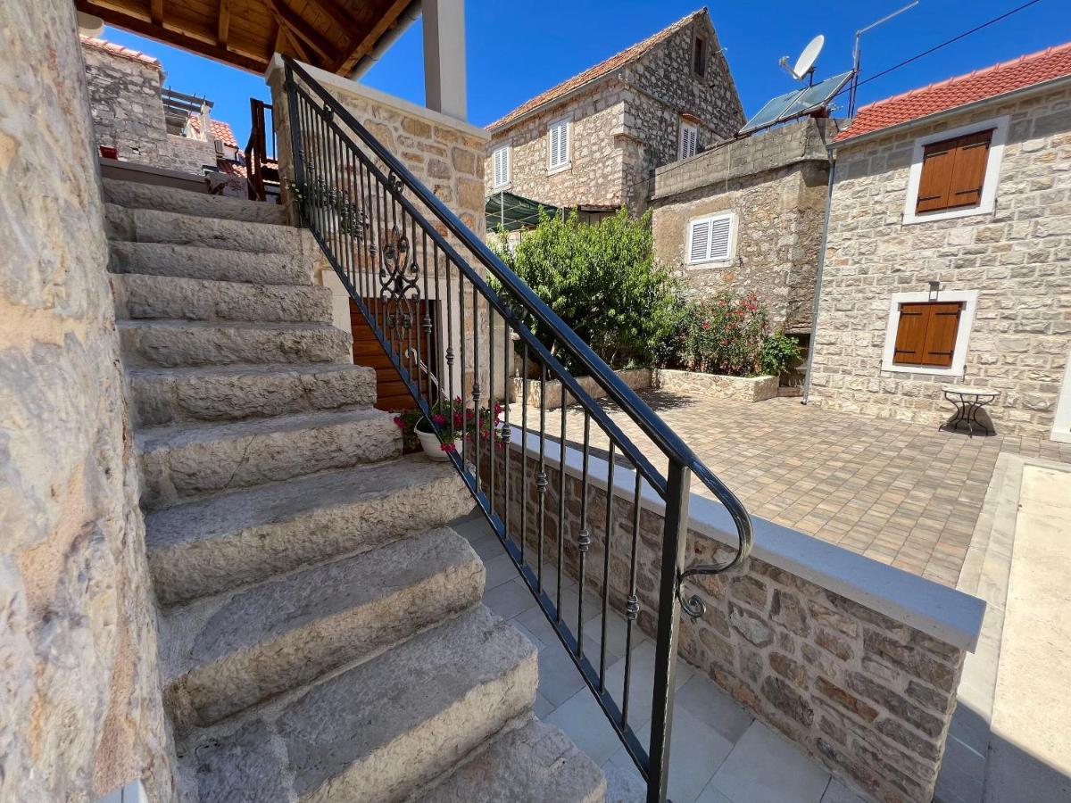 Villa House Morko à Vrboska Extérieur photo