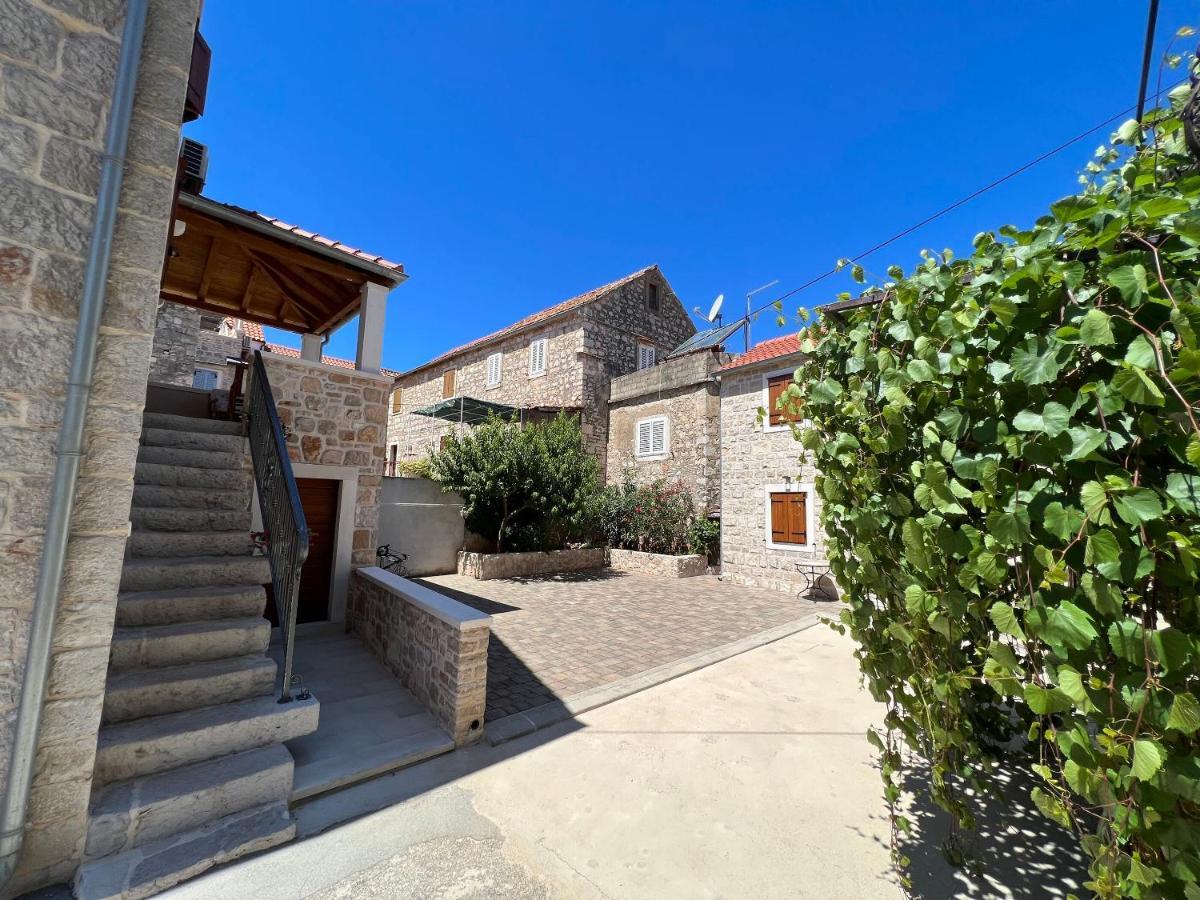 Villa House Morko à Vrboska Extérieur photo