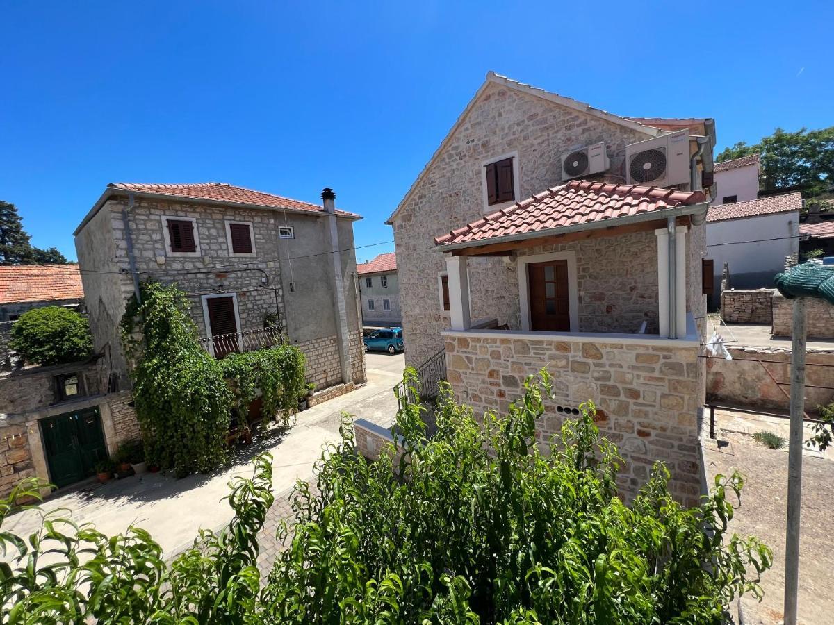 Villa House Morko à Vrboska Extérieur photo