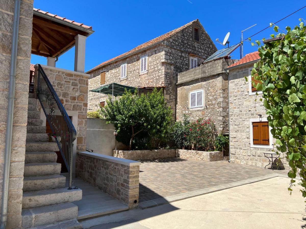 Villa House Morko à Vrboska Extérieur photo
