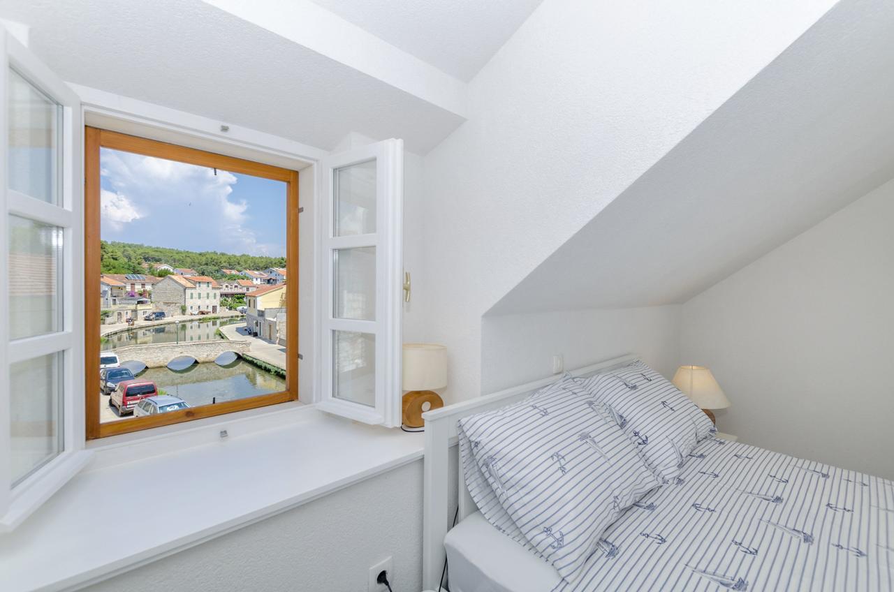 Villa House Morko à Vrboska Extérieur photo